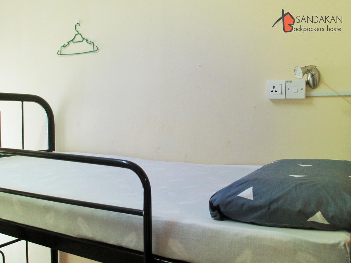 Sandakan Backpackers Hostel Kültér fotó