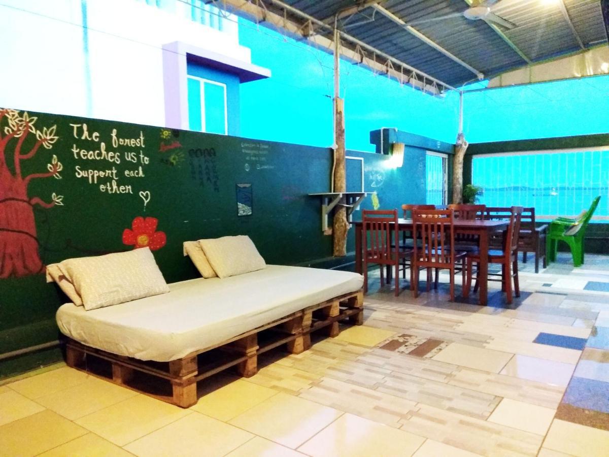 Sandakan Backpackers Hostel Kültér fotó
