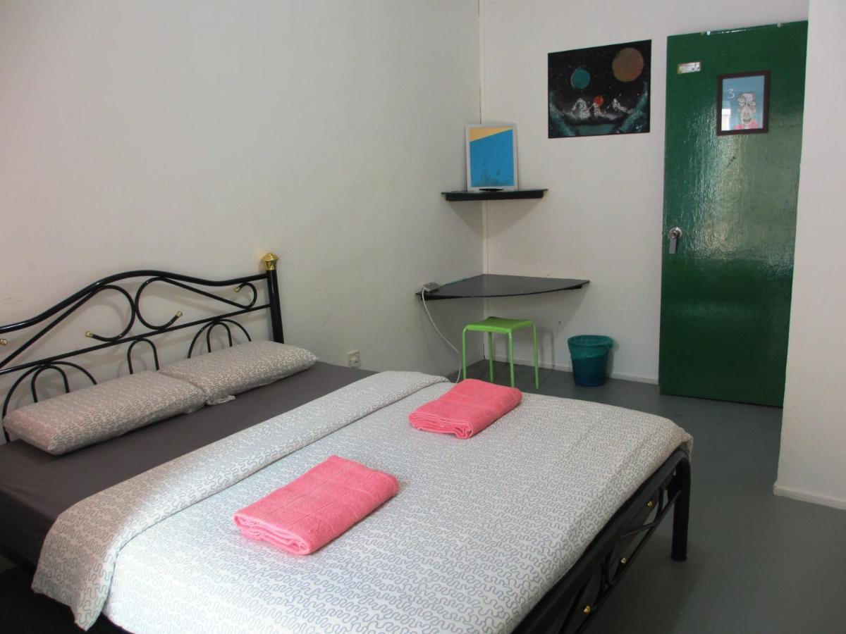 Sandakan Backpackers Hostel Kültér fotó