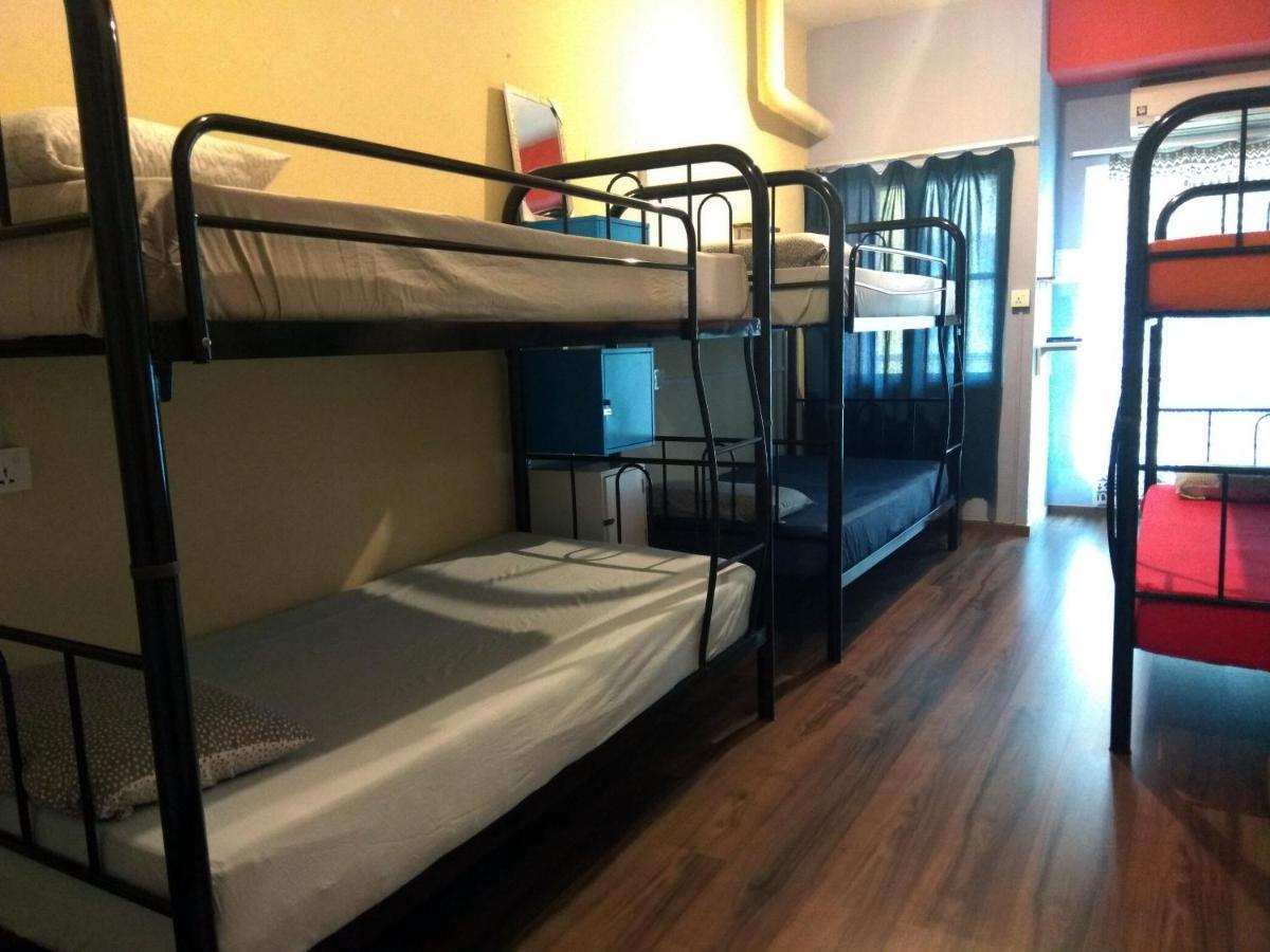 Sandakan Backpackers Hostel Kültér fotó