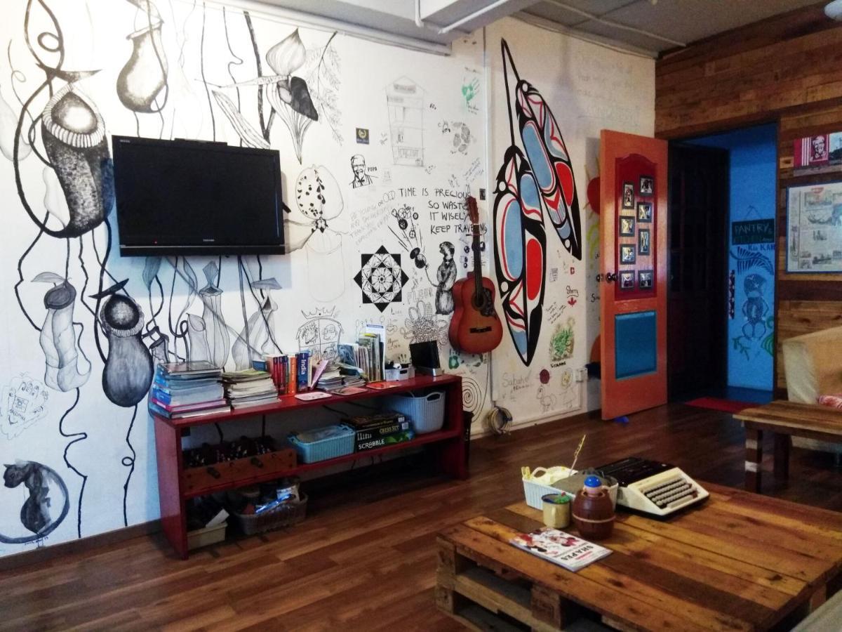 Sandakan Backpackers Hostel Kültér fotó
